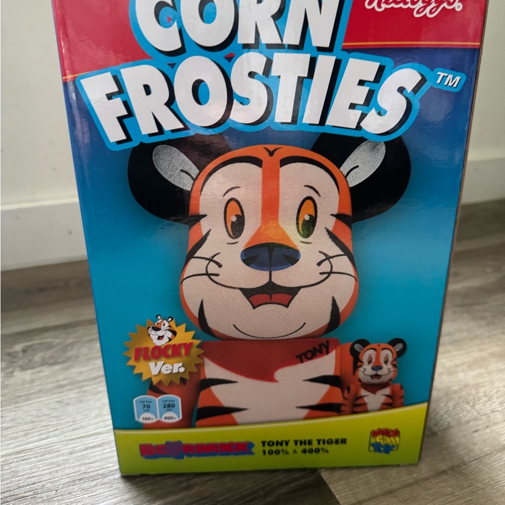 Bearbrick Tony The Tiger Medicom Kellogg's Corn Frosties 100% & 400% Set